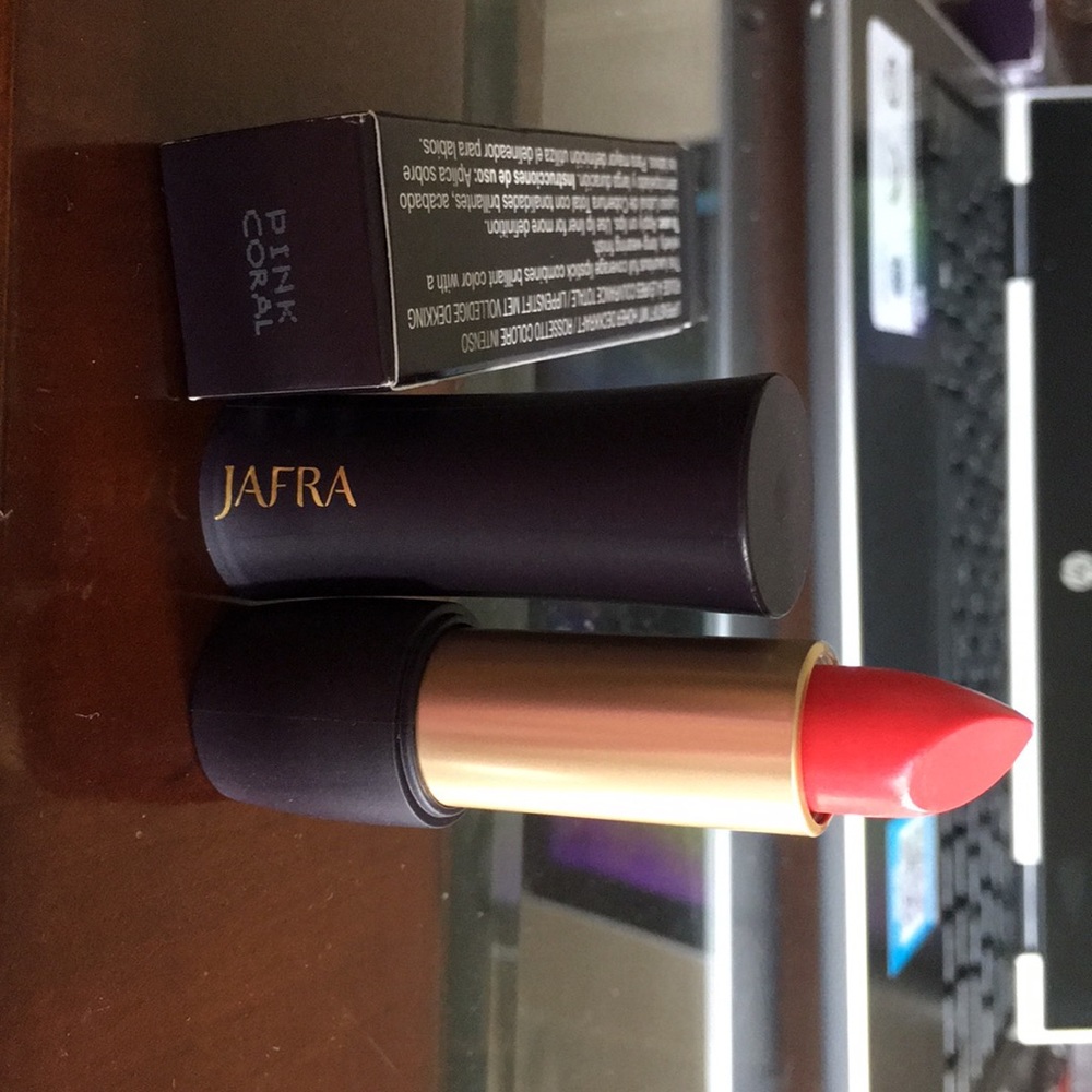 Jafra lipstick